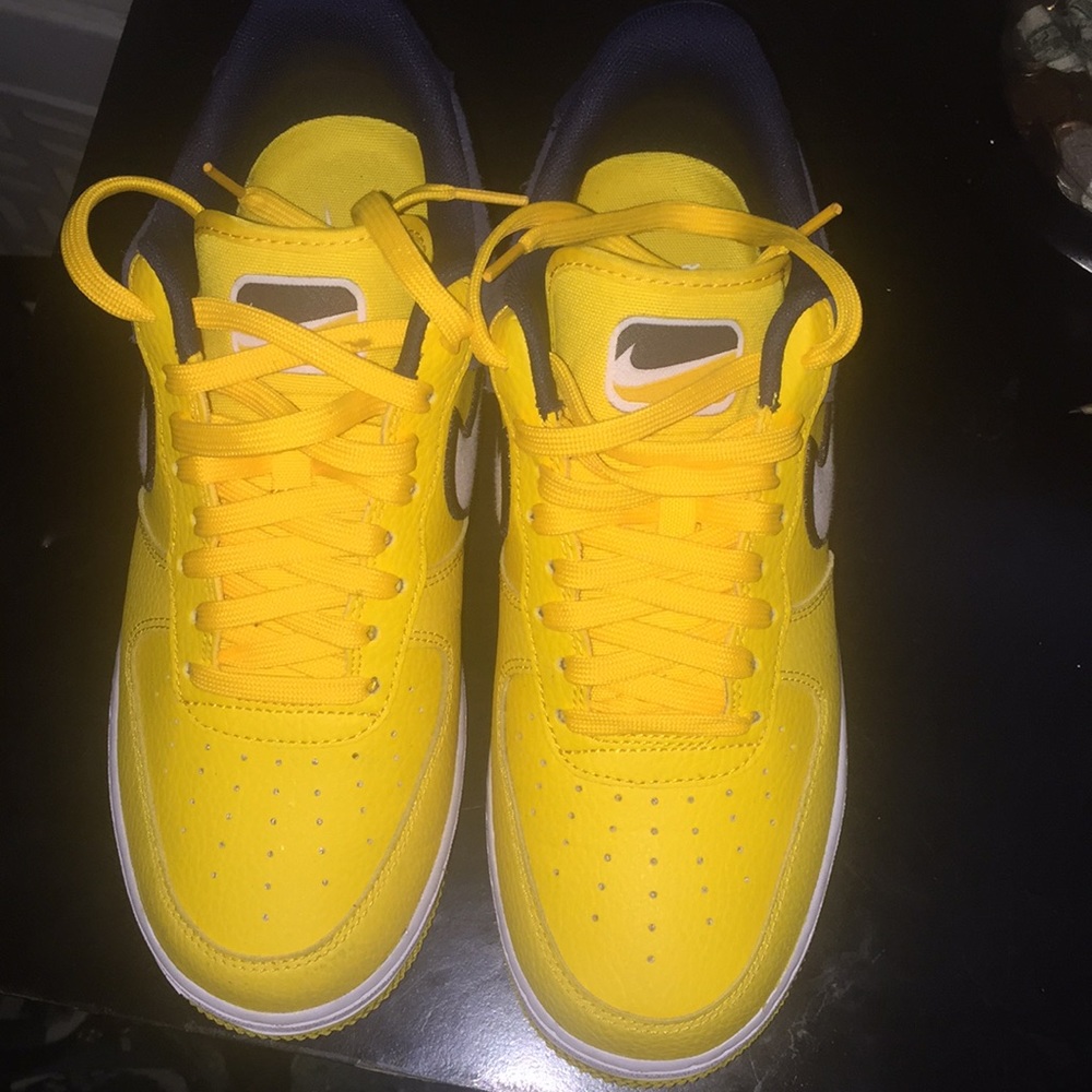 Yellow and black nike Air Force 1